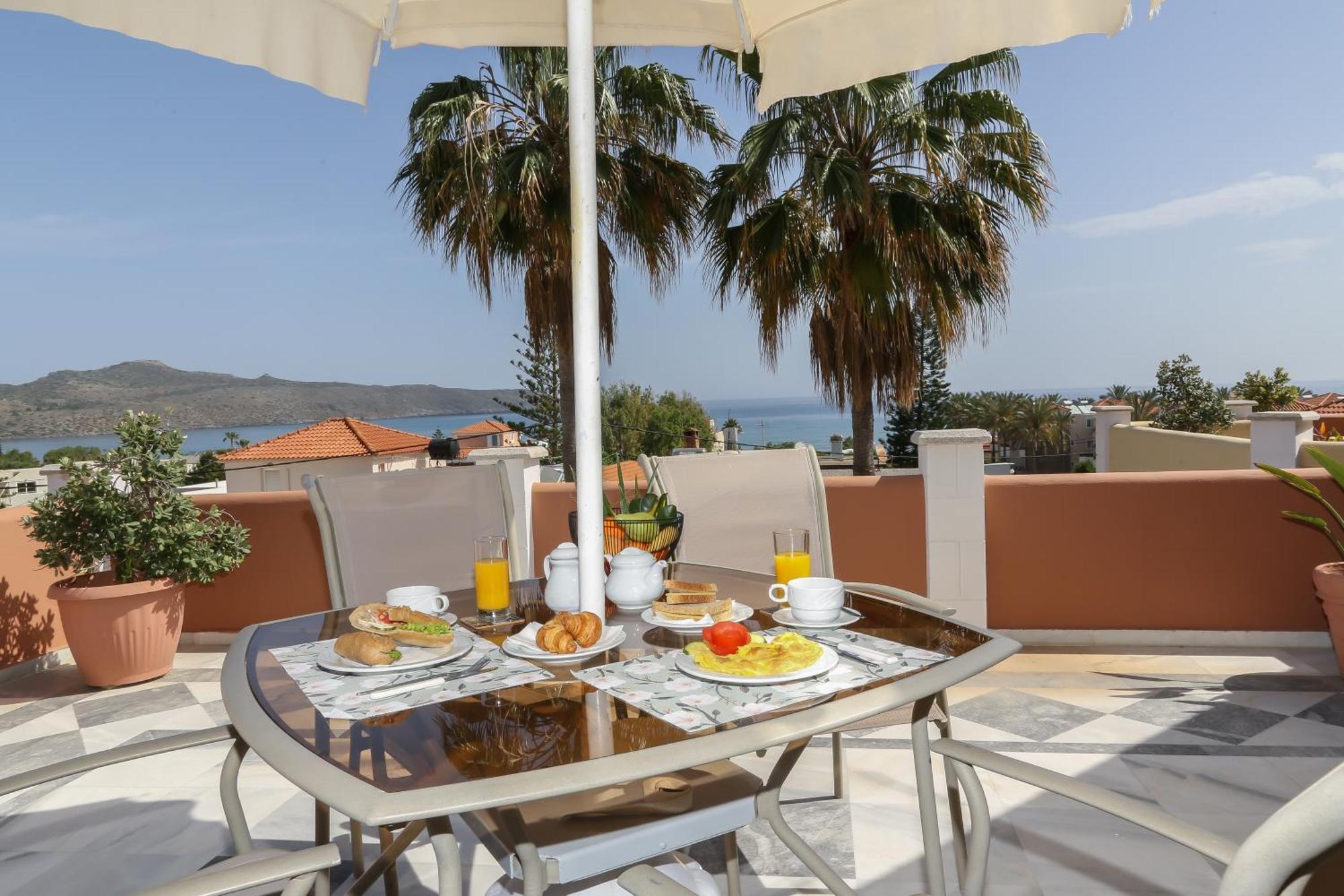 Heaven Apartments Agia Marina  Bagian luar foto
