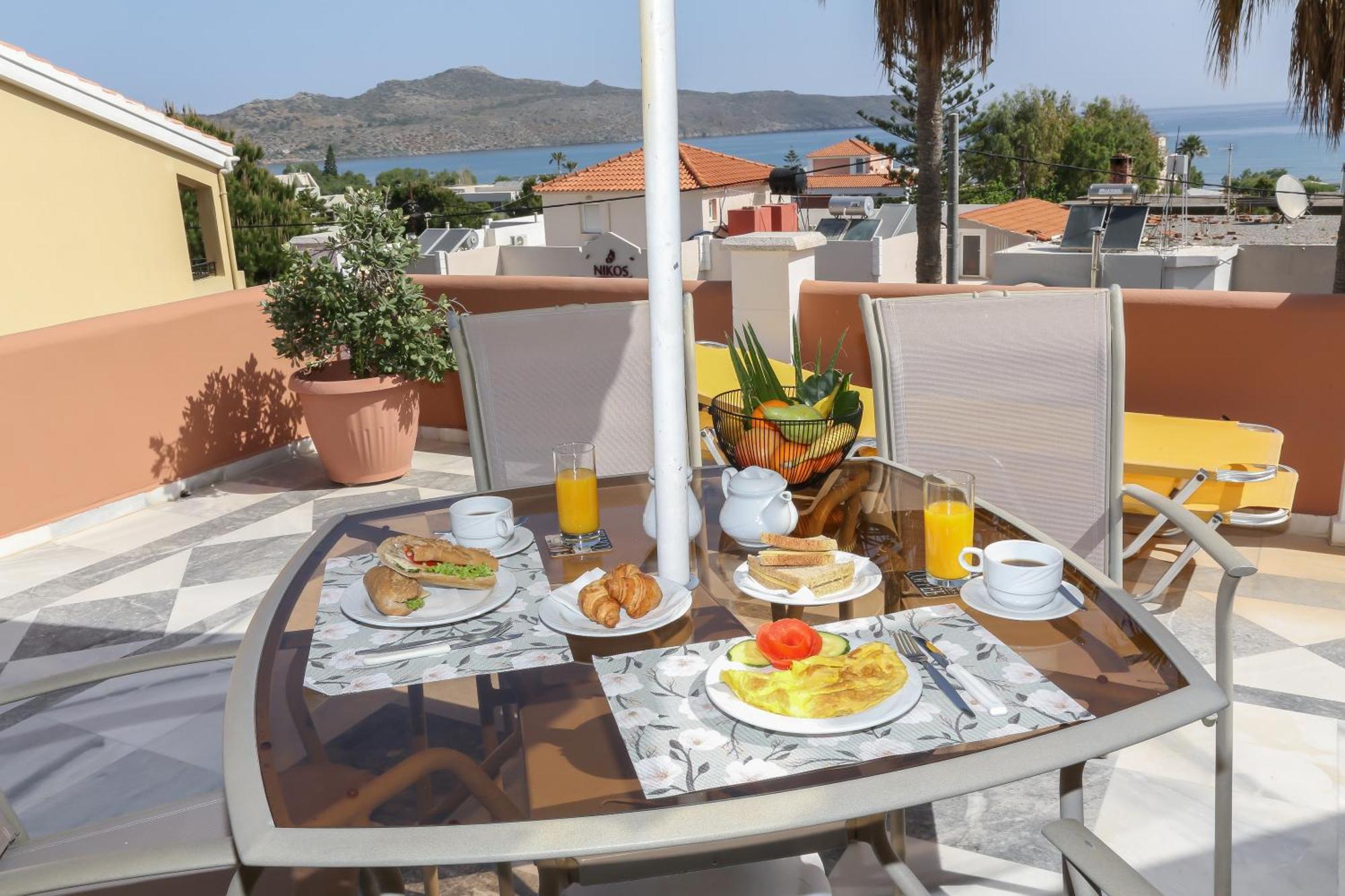 Heaven Apartments Agia Marina  Bagian luar foto