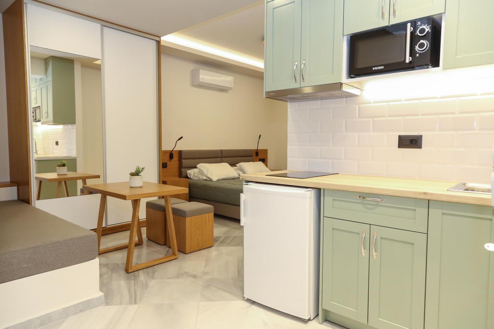 Heaven Apartments Agia Marina  Bagian luar foto