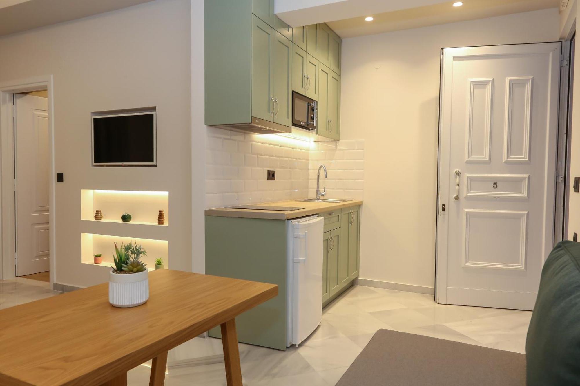 Heaven Apartments Agia Marina  Bagian luar foto